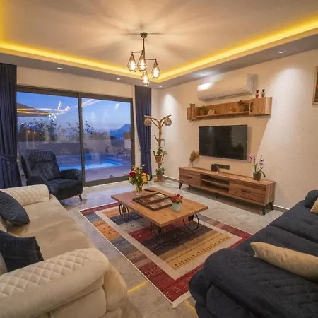 Sefam-kalkan'da 2+1 Jakuzili Balayi Villasi Apartment